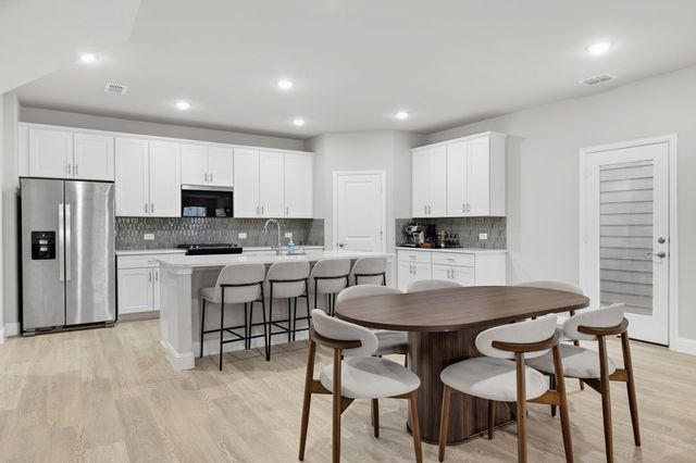 2724 Big Bend Mews, Corinth, TX 76210