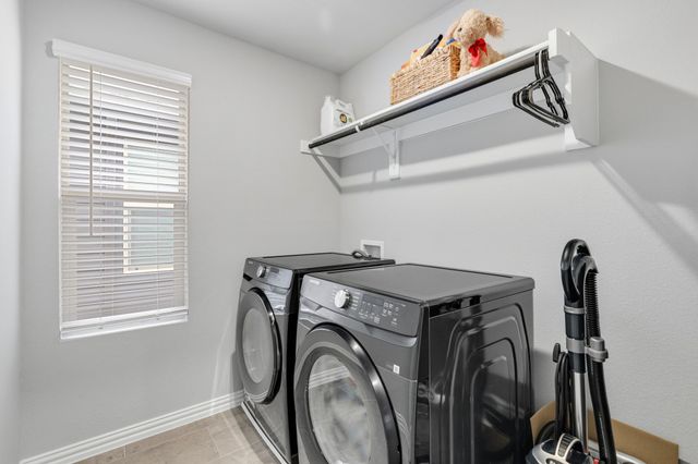 2724 Big Bend Mews, Corinth, TX 76210