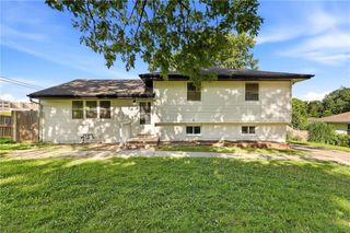 4142 N Lister Avenue, Kansas City, MO 64117