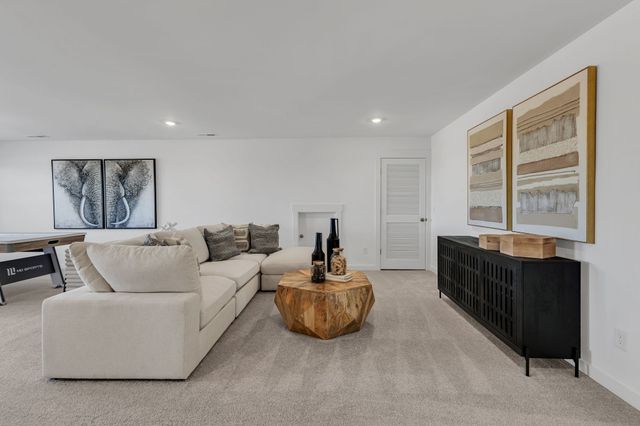 1236 Carson Drive, Murfreesboro, TN 37130