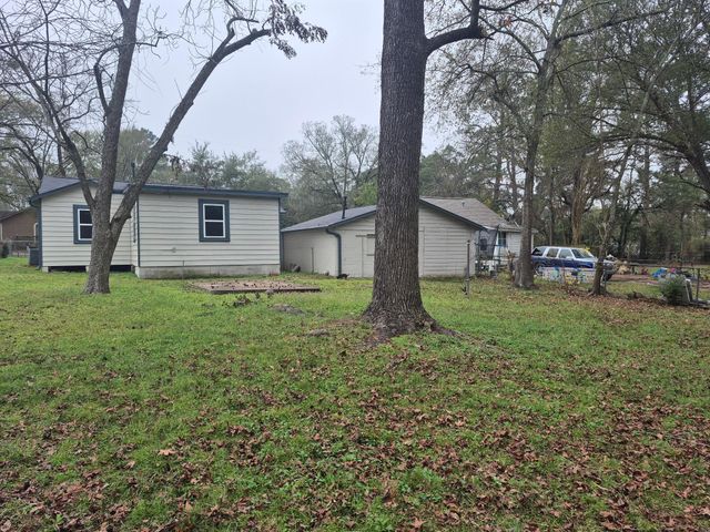 1017 Hazel Avenue, Huntsville, TX 77320