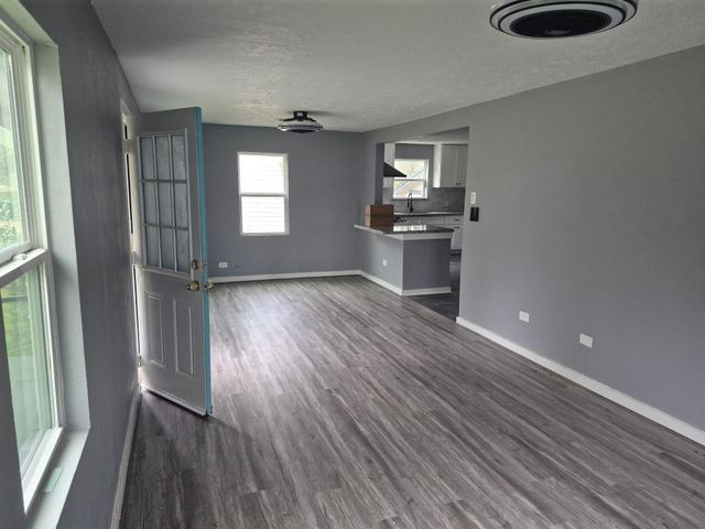 1017 Hazel Avenue, Huntsville, TX 77320