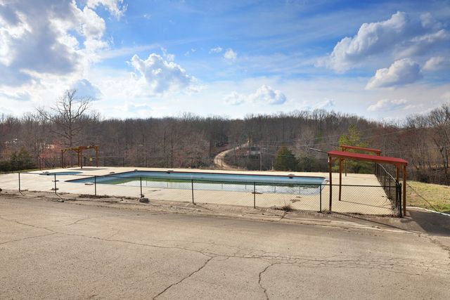 4971 Hackberry Dr, Nunnelly, TN 37137