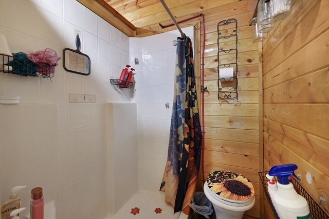 4971 Hackberry Dr, Nunnelly, TN 37137