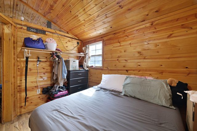 4971 Hackberry Dr, Nunnelly, TN 37137