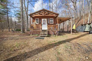 4971 Hackberry Dr, Nunnelly, TN 37137