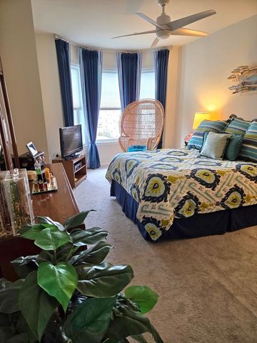 12308 Peters Farm Way 308, Westborough, MA 01581