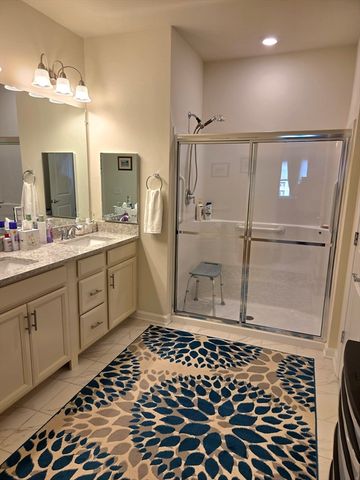 12308 Peters Farm Way 308, Westborough, MA 01581