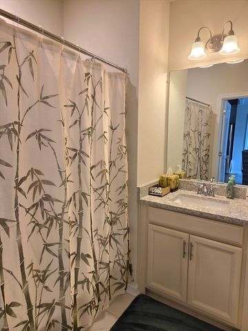 12308 Peters Farm Way 308, Westborough, MA 01581