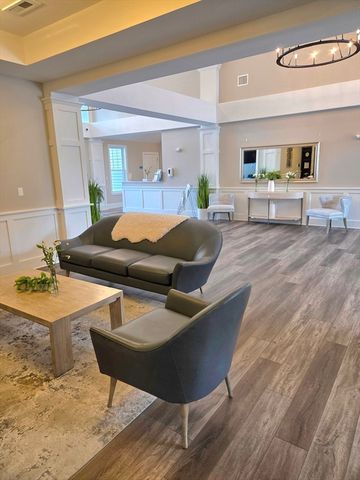 12308 Peters Farm Way 308, Westborough, MA 01581