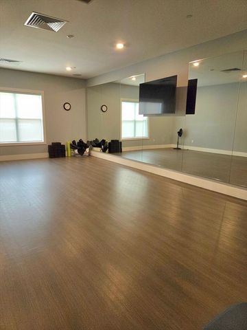 12308 Peters Farm Way 308, Westborough, MA 01581