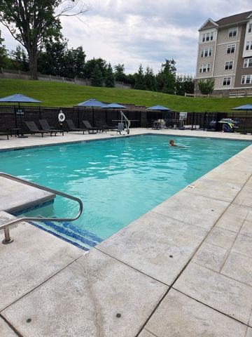 12308 Peters Farm Way 308, Westborough, MA 01581