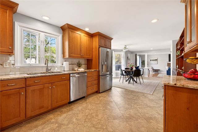302 East Street, Pittsford, NY 14534