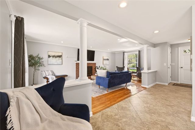 302 East Street, Pittsford, NY 14534