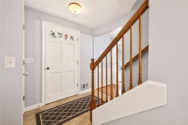302 East Street, Pittsford, NY 14534