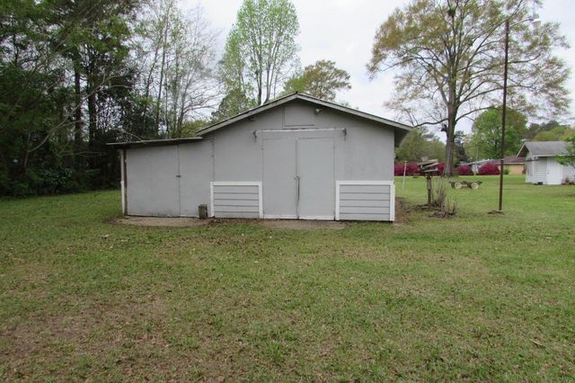 107 E Rankin St., Columbia, MS 39429