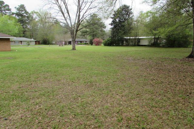 107 E Rankin St., Columbia, MS 39429