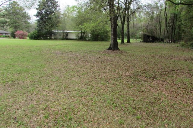 107 E Rankin St., Columbia, MS 39429