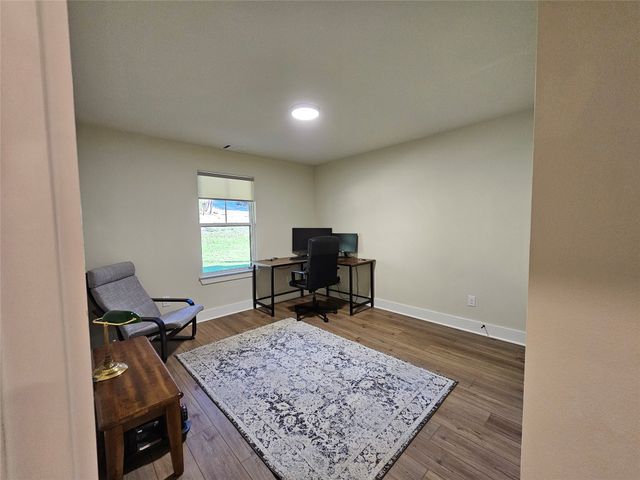 2040 Bluff Creek Drive, Strawn, TX 76475