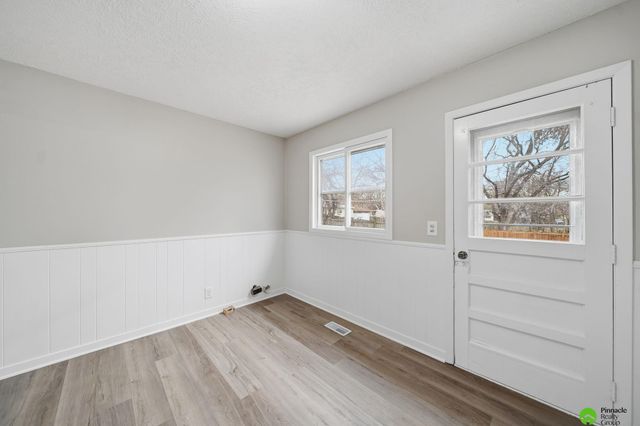 5915 Holdrege Street, Lincoln, NE 68505