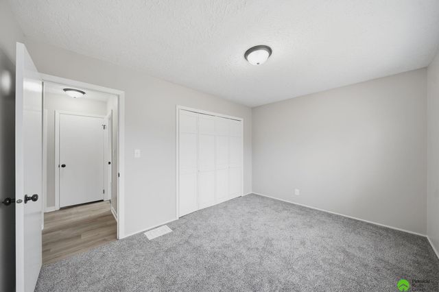 5915 Holdrege Street, Lincoln, NE 68505