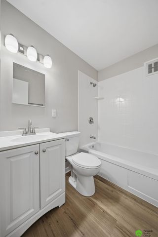 5915 Holdrege Street, Lincoln, NE 68505