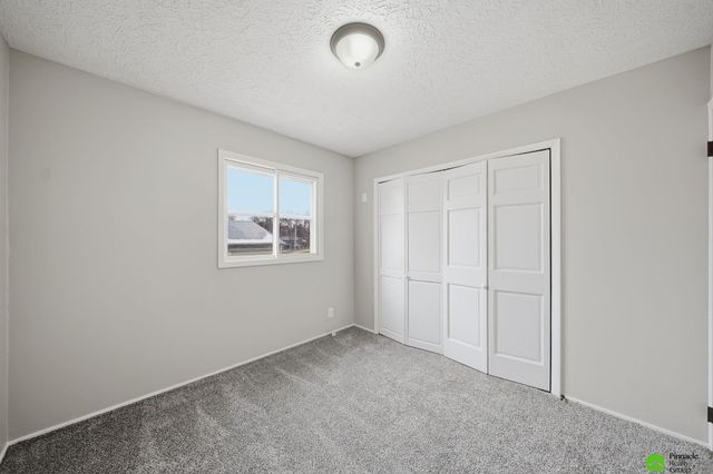 5915 Holdrege Street, Lincoln, NE 68505