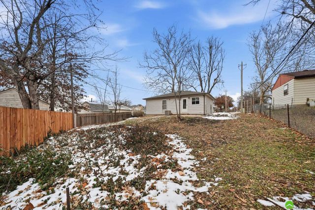 5915 Holdrege Street, Lincoln, NE 68505