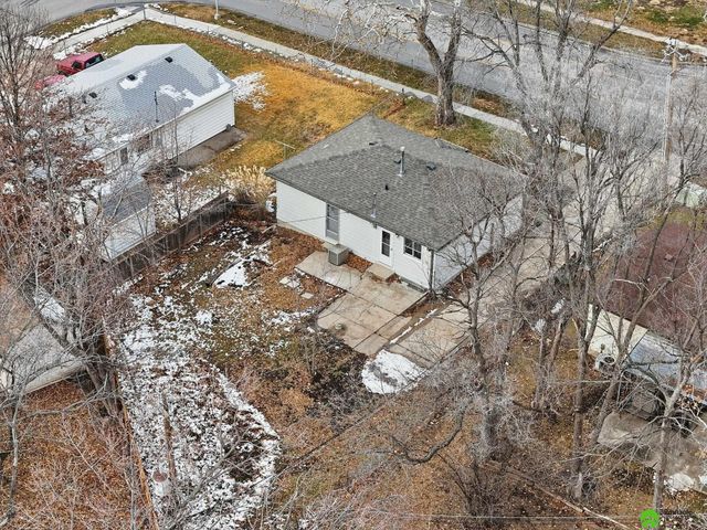 5915 Holdrege Street, Lincoln, NE 68505