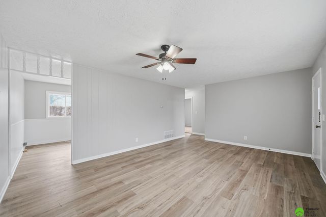 5915 Holdrege Street, Lincoln, NE 68505