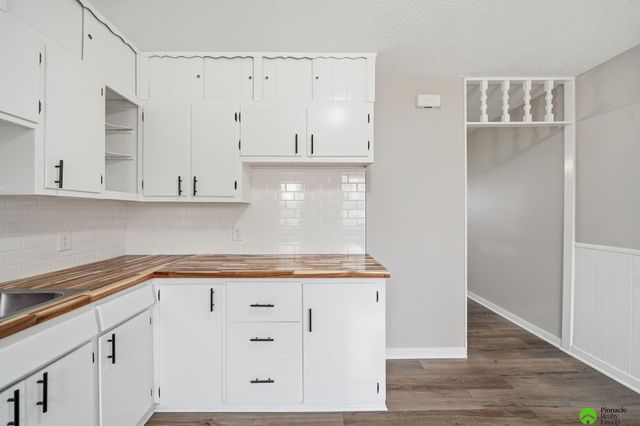 5915 Holdrege Street, Lincoln, NE 68505