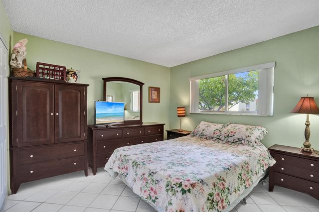6670 Royal Palm Boulevard 201- K, Margate, FL 33063