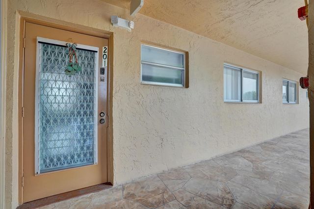 6670 Royal Palm Boulevard 201- K, Margate, FL 33063