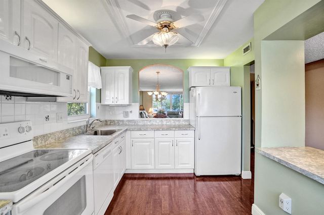 6670 Royal Palm Boulevard 201- K, Margate, FL 33063