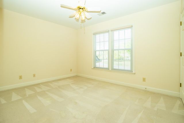 110 W Killarney Lake, Moore, SC 29369