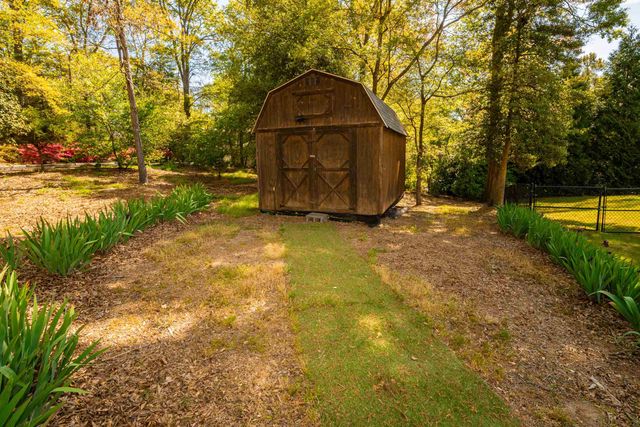 110 W Killarney Lake, Moore, SC 29369