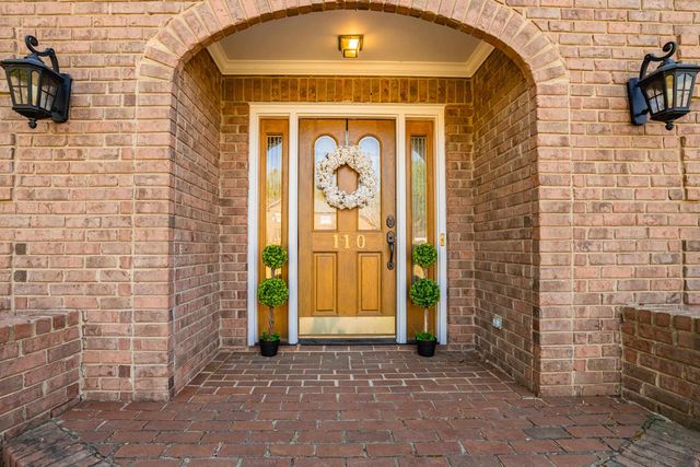 110 W Killarney Lake, Moore, SC 29369