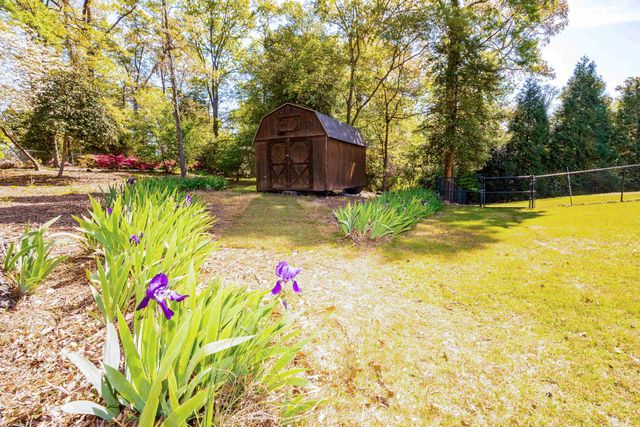 110 W Killarney Lake, Moore, SC 29369