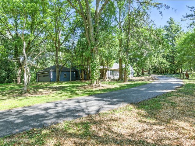 S639 Prince Crossing Road, West Chicago, IL 60185