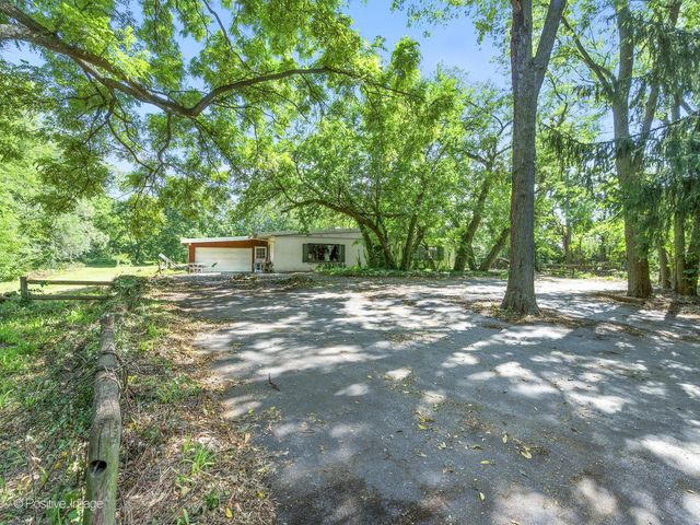 S639 Prince Crossing Road, West Chicago, IL 60185