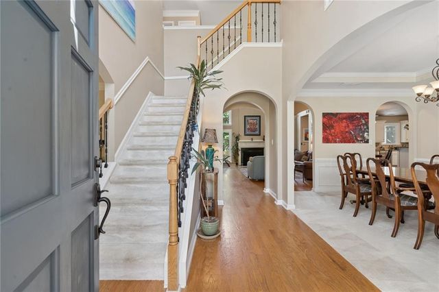 6875 Weatherstone Way, Alpharetta, GA 30009