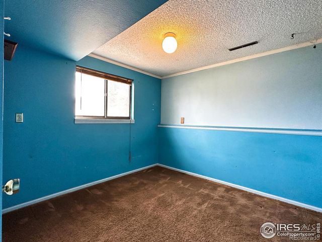 2421 Oleander Court, Loveland, CO 80538