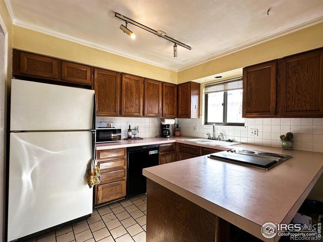 2421 Oleander Court, Loveland, CO 80538