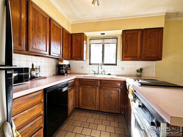 2421 Oleander Court, Loveland, CO 80538