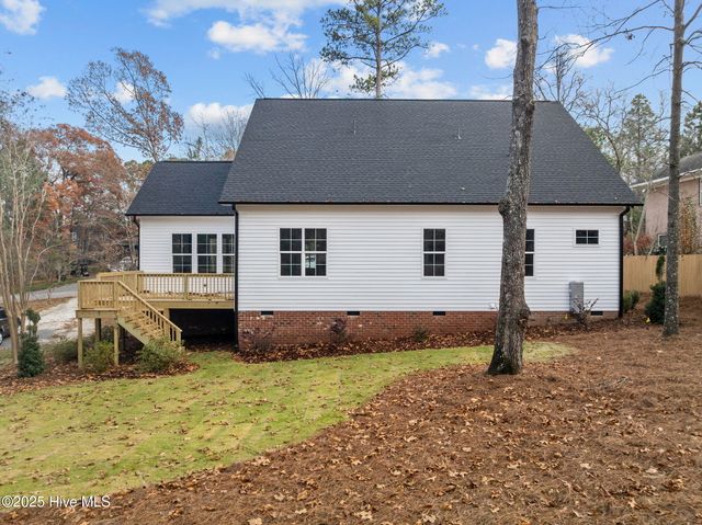 1165 Burning Tree Road, Pinehurst, NC 28374