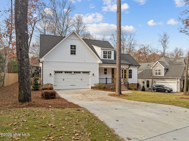 1165 Burning Tree Road, Pinehurst, NC 28374