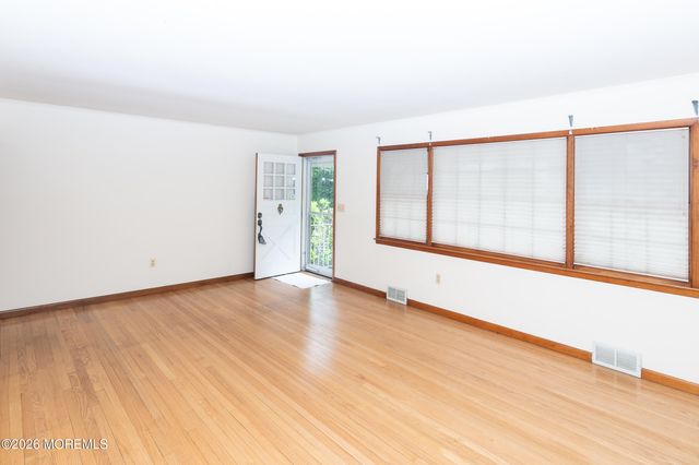 161 E Washington Avenue, Atlantic Highlands, NJ 07716