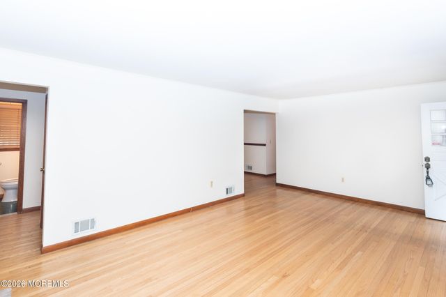161 E Washington Avenue, Atlantic Highlands, NJ 07716