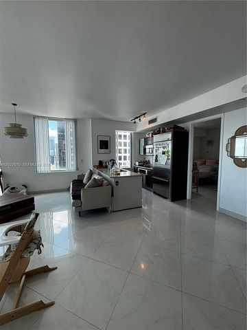 500 Brickell Ave 4102, Miami, FL 33131