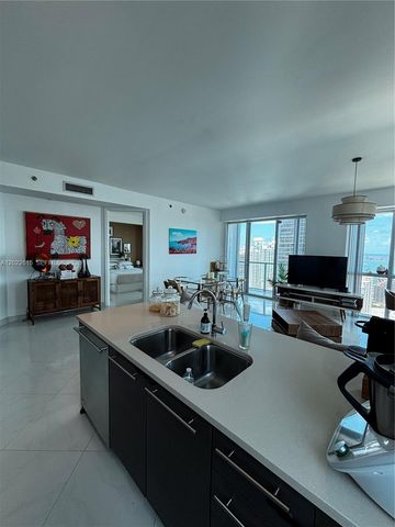 500 Brickell Ave 4102, Miami, FL 33131
